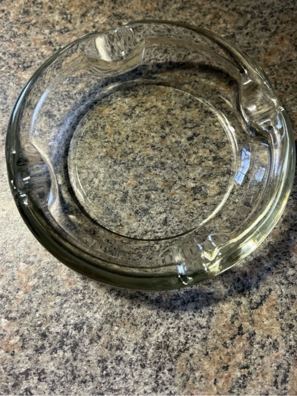 Vtg Clear Sinner Style Glass Ashtray EUC No chip or cracks